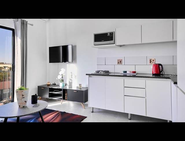 1 BEDROOM PROPERTY TO RENT IN FERNDALE